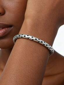 1pc Vintage 5mm Hollow Tube Floral Design Bangle Bracelet, Suitable For Daily Wear - Gold - View 9