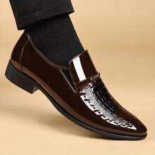 男士优雅鳄鱼纹动物印花一脚蹬商务正装鞋，适合夏季婚礼、办公室、派对等场合 - 棕色 - 查看 10
