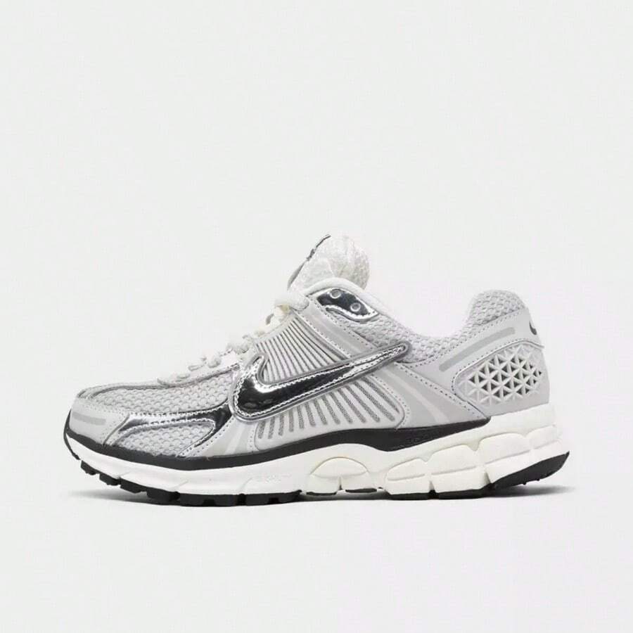 Nike Zoom Vomero 5 Casual Shoes Photon Dust Women's FD0884-025 | Cushioned Performance, Lightweight Comfort - Bạc - Xem 1