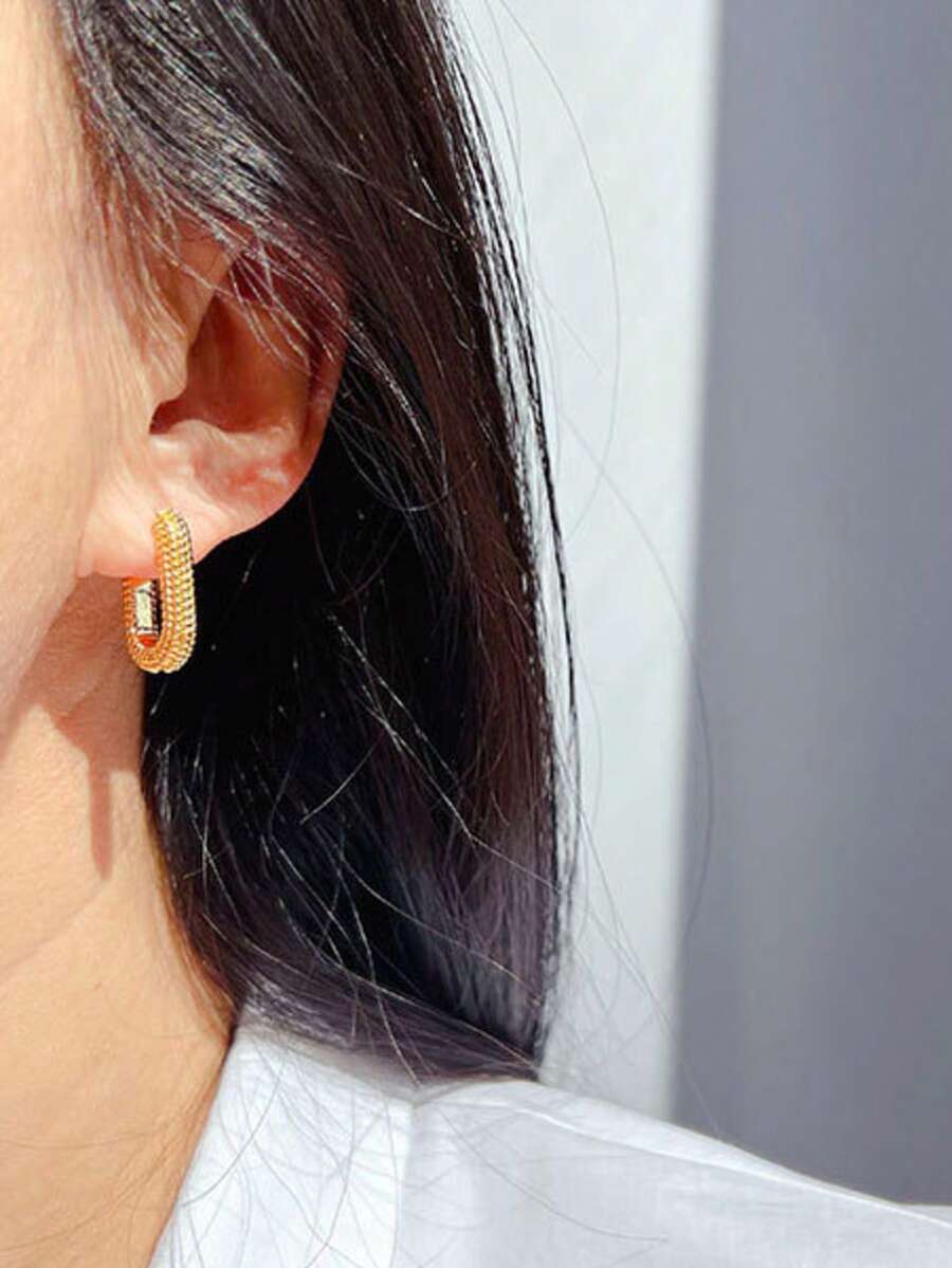 1 Đôi bông tai vòng hình chữ U mạ vàng, sang trọng, tối giản, thanh lịch với họa tiết hình học, phù hợp cho nữ giới đeo hàng ngày, dự lễ hội và tiệc tùng. - Hình chữ U hình học - Xem 1