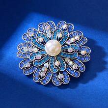 1pc Elegant Blue Flower Faux Pearl Rhinestone Alloy Brooch, Versatile Women Clothing Accessory - Imitation Pearl and Diamond-encrusted Blue Flower Brooch - View 4