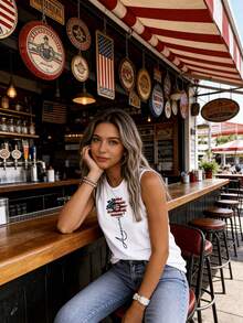 Women's Sleeveless Top-American Flag Daisy Patriotic Print Blouse, Loose Fit Breathable Vest For 4th Of July, Independence Day Outfits-Lightweight Everyday Summer Wear - 白色 - 查看 4