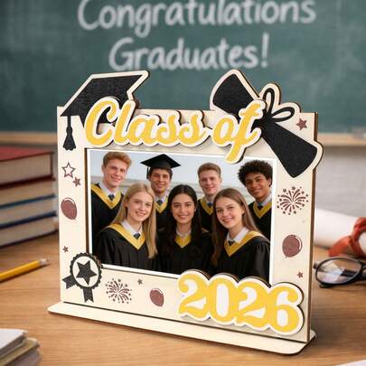 1pc 2026 Graduation Photo Frame, Graduation Cap Pattern Wooden Frames , Class Of 2026 Graduation Decoration Ornament, Graduation Party Table Centre Decor, Congratulations Graduation, Congrats Grad, 2026 Graduation Gifts, Graduation Memory Photo Frame, Group Photo Frame, Graduation Souvenir, Graduation Party Decoration, Graduation Party Supplies, Graduation School Classroom Decor, Room Decor, Home Decor, Party Favors