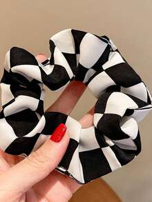 3pcs Women's Minimalist Plaid Hair Scrunchies Set, Suitable For Daily Wear In Spring And Summer Holiday Accessories Ponytail Holders Hair Elastics Hair Rubber Bands Hair Rope - Black and White - View 6