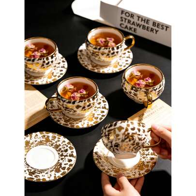 6pcs/1set Luxury Gold Ceramic Tea Set, Includes Coffee Cup And Saucer, Dishwasher . Suitable For Home Kitchen, Tabletop Decor, Afternoon Tea, Coffee Drinking, Personalized Gift, Kitchen Accessories, Festival, Party, Birthday, Wedding And Dinner. Valentine's Day Gift For Him