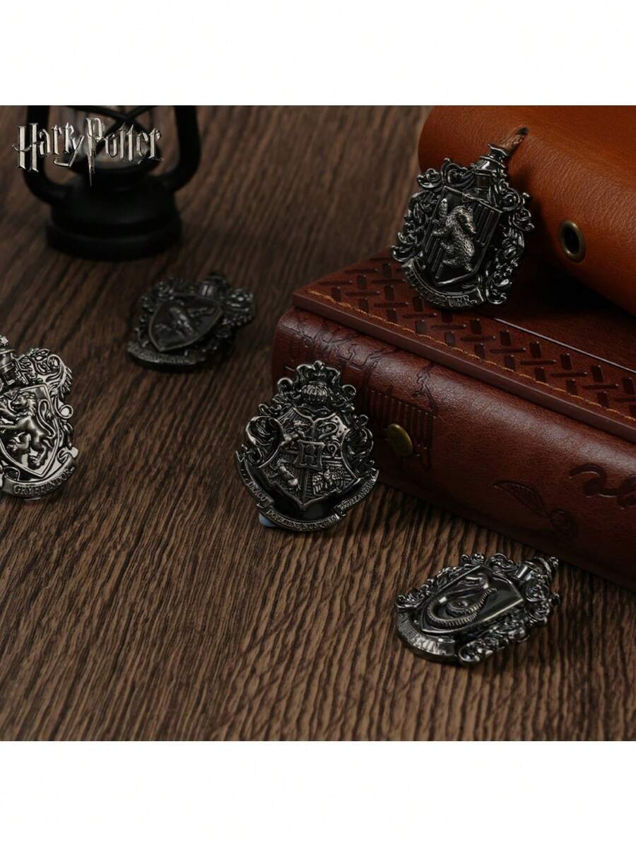 Warner Bros 1 /4PCS Officially Licensed House Crests Enamel Pins Set Featuring And Vintage Metal Badge Designs Collectible Lapel Pins For Backpacks Jackets And Bags Ideal Gifts For Fans Friends And Family - Multicolor - View 1