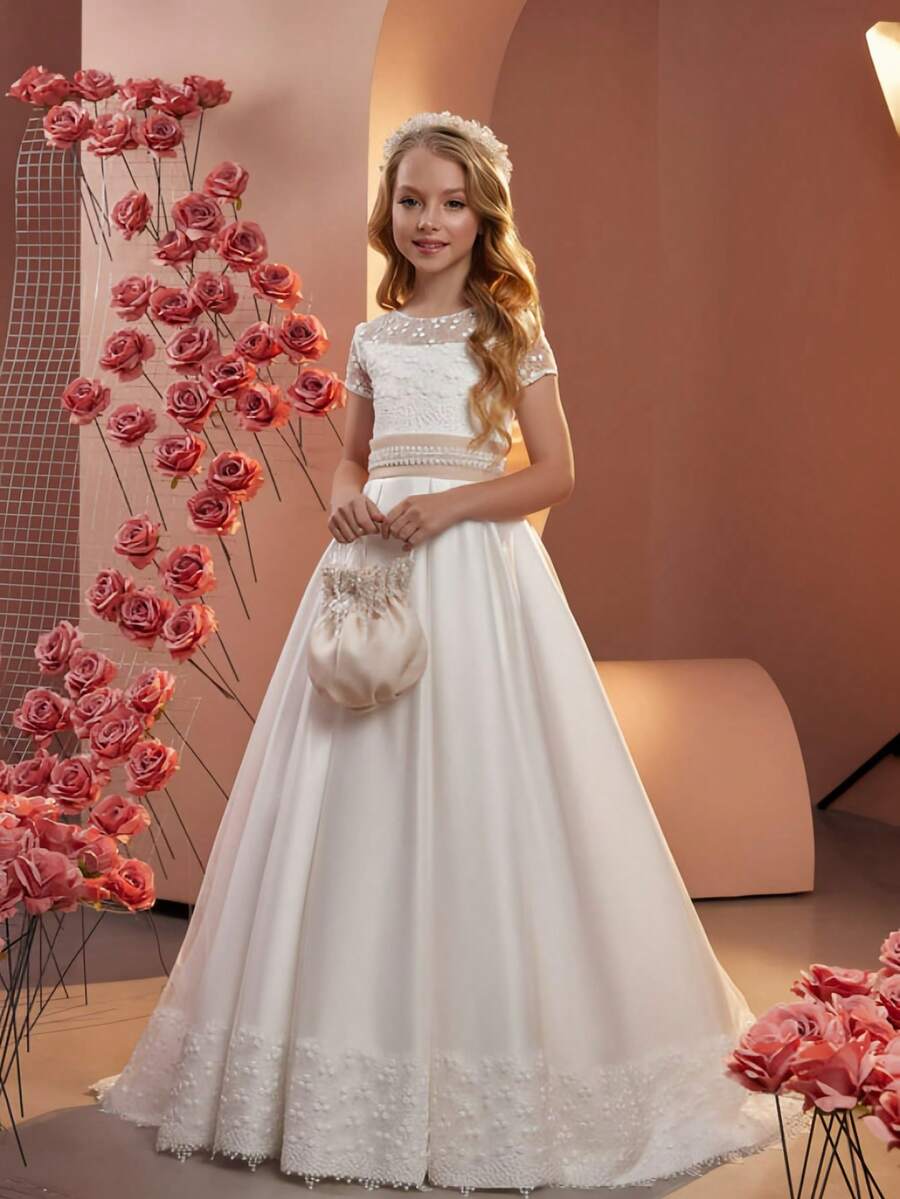 Aedorable High Neck Flower Girl Dress With Cap Sleves In Satin – Sweet A-Line Gown For Girls Featuring A Delicate Round Neckline, Short Sleeves, And Lustrous Satin Silhouette, Perfect For Weddings, Christmas Celebrations, Halloween Parties, Birthday Events, And Special Occasions. A Charming Choice For Flower Girl Attire, First Communion Dresses, Birthday Party Outfits, Photoshoots, Holiday Gatherings, Family Reunions, Garden Parties, And As An Enchanting Princess Dress For Festive Moments. - 白色 - 查看 1