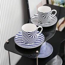 2 件套酷炫几何波纹茶杯/马克杯礼盒 - 极简蓝黑条纹设计，时尚青年办公咖啡杯创意礼品之选，蓝黑几何条纹双杯礼盒，现代波纹茶杯/马克杯！ - 混合 - 查看 5