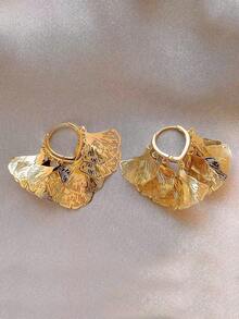 1 Đôi bông tai bằng đồng cao cấp thiết kế hình lá bạch quả thanh lịch, sang trọng dành cho nữ, thích hợp cho mùa xuân/hè. - Vàng - Xem 7