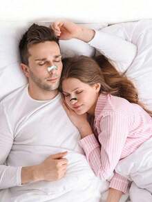 Bộ dụng cụ giãn lỗ mũi - Tăng cường lưu thông không khí, cải thiện giấc ngủ nhẹ, miếng dán nhẹ chống mồ hôi, không cần điện hay pin, bao gồm 4 kích cỡ miếng đệm, 1 giá đỡ miếng dán và 30 miếng dán nam châm, quà tặng hoàn hảo cho gia đình, bạn bè và những người thân yêu - Nhiều màu - Xem 2