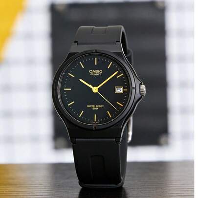 Casio Unisex Classic Quartz Watch, Black Resin Strap, Black Dial With Gold Markers, Date Display, Lightweight Casual Sports Watch, Minimalist Daily Style For Men And Women, Suitable For Birthday, Party, Outdoor, Travel, School, Office