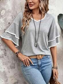 Camiseta de mujer de manga corta y cuello en V, de unicolor con ribete de contraste, para verano - Gris - Ver 3
