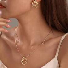 一套欧美时尚百搭金属几何圆环项链耳环首饰套装，适合送给女朋友或闺蜜。 - 彩色 - 查看 2