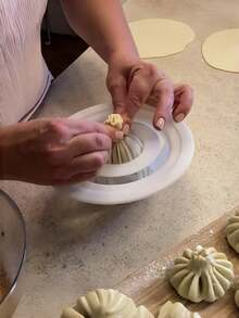 1 chiếc khuôn làm bánh bao chống dính dễ sử dụng - Dụng cụ nhà bếp hoàn hảo để làm bánh bao và há cảo, dễ vệ sinh, nồi hấp gia đình, dụng cụ nấu ăn cho người mới bắt đầu. - Xem 5