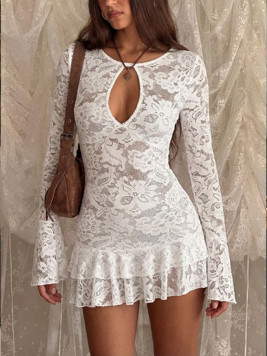 Đầm ngắn ren xuyên thấu, khoét rỗng, bất đối xứng, xếp tầng, gợi cảm và thời trang, hàng mới về mùa xuân/hè, trang phục đi biển cho nữ. - trắng - Xem 1