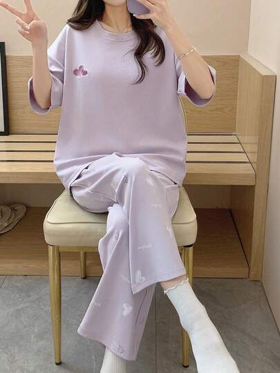 2 piezas Conjunto de ropa de dormir para mujer, manga corta y pantalón 3/4 transpirable de verano con estampado de corazón, ropa de estar en casa casual