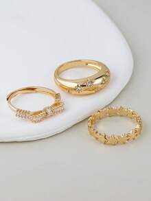 3件套精美闪亮立方氧化锆蝴蝶结星星戒指套装，适合女性日常、约会、音乐节、派对叠戴。 - 金黃色 - 查看 6