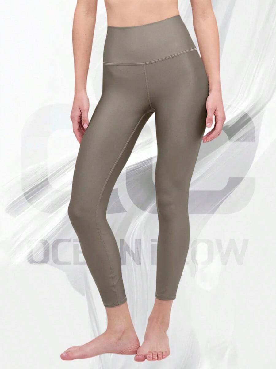 7/8 High-Waist Airlift Legging - Light Cocoa - View 1