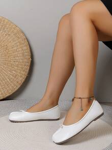 2026新款白色软皮分趾穆勒鞋 | 复古低帮鞋，一脚蹬，百搭实用，适合通勤、约会、中秋节、国庆节、圣诞节、万圣节、感恩节、日常穿着 - 白色 - 查看 3