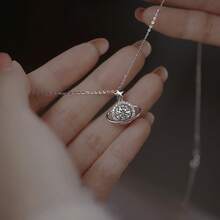 Elegant And Luxurious Cosmic Planet Necklace For Women,  Pendant, Daily Decoration, Fashionable Niche Exquisite Jewelry, Valentine's Day Gift - Bạc - Xem 3