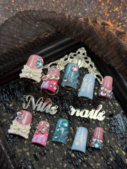 10pcs Short Duck Nail Acrylic Kit, Sky Blue&Rose Red&White Nails, White&Rose Red French Nails, Hand-Painted Light Blue Polka Dots&Three-Dimensional Transparent Water Ripples&Transparent Water Droplets, 3D Pink&Blue Gemstones&Silver Metal Bows&Silver Metal Chains And Other Nail Accessories Accessories, Fresh