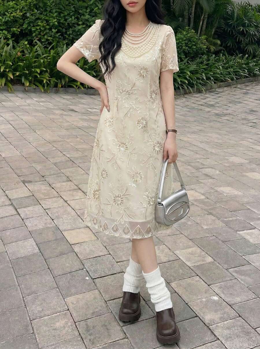 休闲优雅女士及膝连衣裙，圆领，短袖，精致刺绣，夏季款