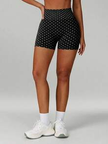 TCVC Women's Seamless Polka Dot Contrast Color High Waist Slimming Lifting Sports Shorts, V-Shaped Waist Peach Butt High Elasticity Fitness Cycling Pants, One-Piece Waist Shaping Yoga Pants, Suitable For Yoga, Fitness, Running, Cycling, Aerobics, Home, Commuting And Other Scenarios - Black and White - View 7