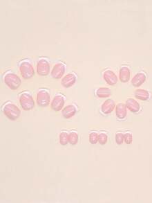 24 pièces Kit d'ongles carrés courts à presser, créez des ongles charmants, style rétro classique minimaliste pour une utilisation quotidienne. Convient aux femmes et aux filles. L'ensemble comprend 1 feuille d'autocollants adhésifs et 1 bande de gel jelly mini. - Blanc - Voir 3