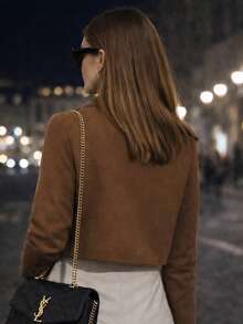 Women's Short Soft Bomber Jacket, Elegant With Front Buttons, Functional Pockets, Fitted Sleeves, Winter/Autumn Fashion, Casual Chic Look, Comfortable And Modern. - 鏽棕色 - 查看 3