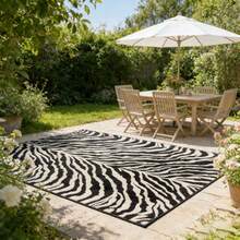 1pc Zebra Print, Giraffe Print Decorative Rug, Soft Velvet Yellow Black Zebra Pattern, Pink Black Zebra Pattern, Fashionable Geometric, Art Carpet Suitable For Bedroom, Kitchen, Farmhouse, Living Room, Decorative Mat, Home Decor, Applicable To Living Room, Bedroom, Office Simple Room Decor - Multicolor - View 4