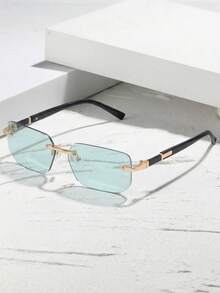 1 Pair Women's Green Rectangular Vintage Exquisite Sunglasses, Suitable For Outdoor Activities, Travel, Sports Style, Driving, Beach, Electronic Music Festival, Outfits, Vacation Atmosphere, Family Outings, Elegant Look, Street - Translucent Green - View 2