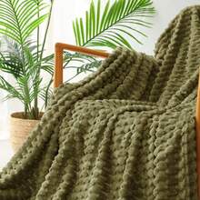1pc Solid Color Striped Plaid Plush Blanket, Bedroom Room Decor, All Season Use, Picnic Blanket, Rabbit Fur Fleece, Casual Nap Blanket, Office Small Throw Blanket - Light Green - View 3