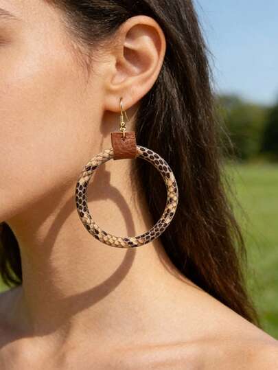 1对蛇皮纹耳环，复古时尚独特皮革耳环，创意女士配饰