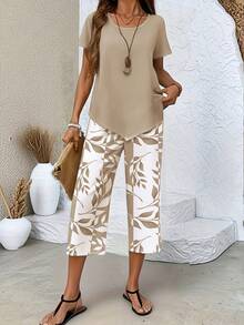 Women's Casual Two Piece Outfits Spring Summer, Light Blue Short Sleeve Round Neck Top & Blue White Leaf Print Calf Length Wide Leg Pants, Loose Comfortable Matching Sets For Daily Casual, Vacation, Lounge & Commute - 卡其色 - 查看 2