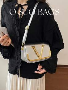 纯色PU方形包，金属字母装饰，时尚斜挎包，女士单肩包 - 查看 6