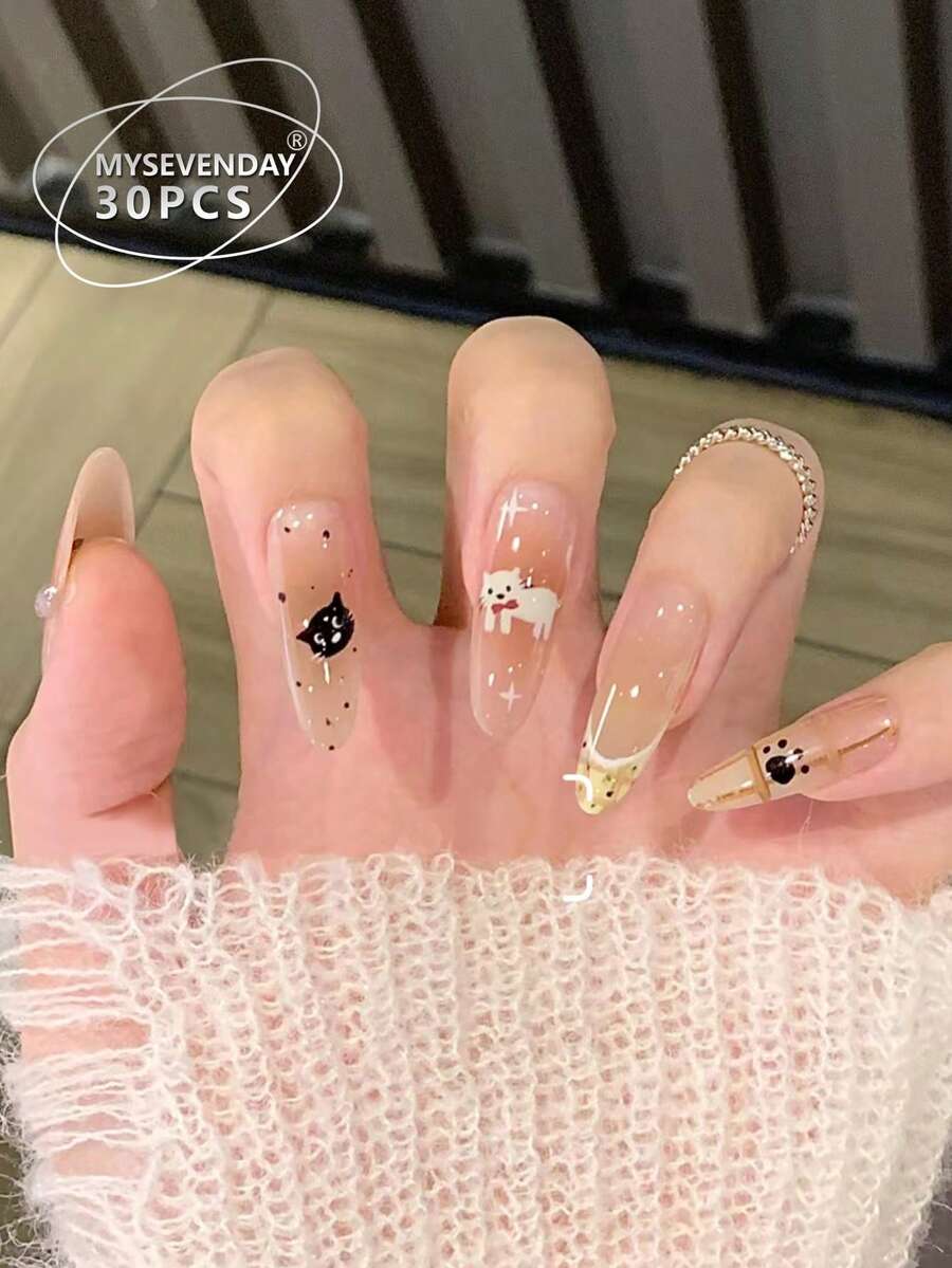 Bộ 30 miếng dán móng tay hình mèo, đầu nhọn, màu hồng nude, vẽ tay hình mèo đen trắng, điểm xuyết lá vàng và họa tiết móng mèo, dễ thương và sống động, phù hợp cho sử dụng hàng ngày, hẹn hò hoặc phong cách ngọt ngào của các cô gái, tông màu trắng với nét quyến rũ tinh nghịch. - Nhiều màu - Xem 1