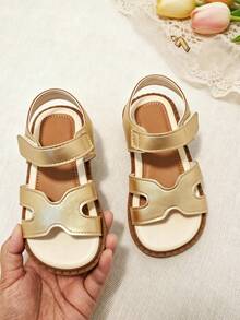 1 Pair Fashionable Gold Toddler Sandals, Children's Non-Slip Flat Sandals, Hook And Loop Closure, Retro H-Shaped Vamp, Suitable For Summer Outings, Beach, Wedding, Campus Activities, Daily Wear, Vacation - Rose Gold - View 3