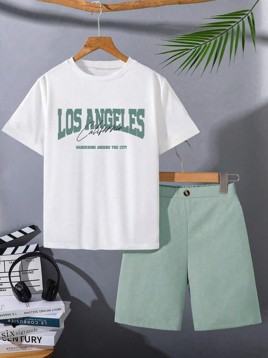 Conjunto de top de manga corta con estampado de letras y pantalones cortos para niños pequeños - Blanco - Ver 1