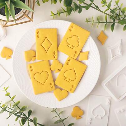 Khuôn cắt bánh quy hình quân bài hoạt hình, hình trái tim, hình rô, hình bích, dùng để làm bánh fondant hoặc dụng cụ làm bánh DIY.