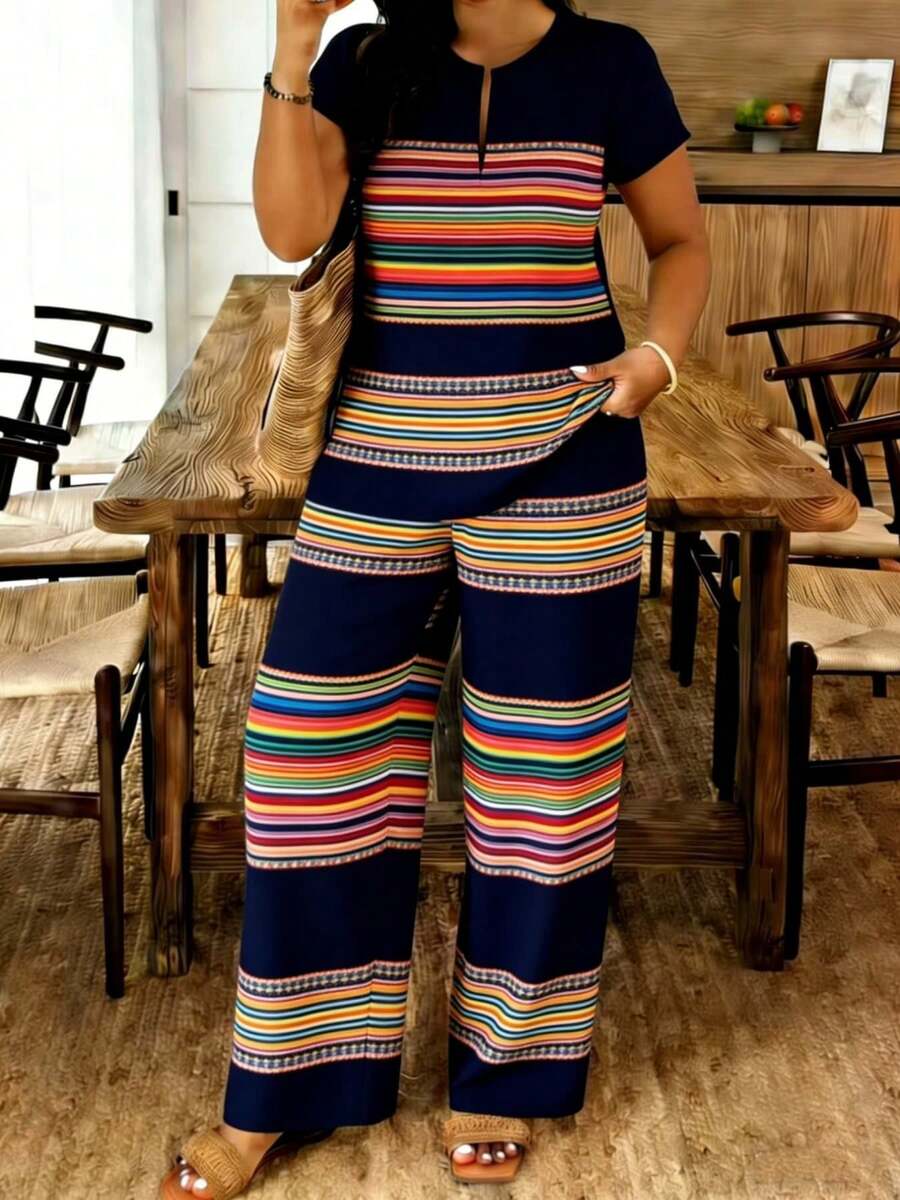 A Set Of Plus Size Women's Notch Neck Short Sleeve Long Pants, Personalized Navy Blue Colorful Stripe Style, Woven Fabric, Soft And Skin-Friendly, Navy Blue, For Sisters, Commuting And Outings In Summer - 彩色 - 查看 1