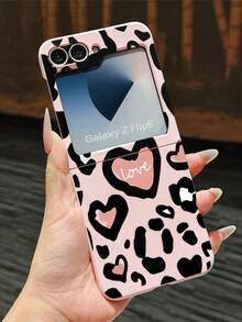 1 chiếc ốp lưng điện thoại gập thời trang và tối giản, chất liệu PC mềm mại, họa tiết da báo dễ thương và hình trái tim, có thể bảo vệ và chống rơi vỡ cho các dòng máy: Galaxy Zflip 3/Zflip 4/Zflip 5/Zflip 6/Zflip 7/ Find N3 Flip/ Razr 50 Ultra/ Razr 60 Ultra/ Razr 60/ Razr 50/XiaomiMIX Flip/Galaxy Z Flip7 FE - Hồng - Xem 16