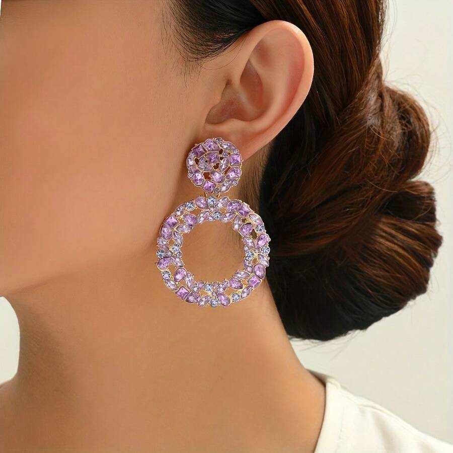 [Colored Diamonds With Random Color Placement]Gorgeous Rhinestone-Decorated Large Round Pendant Earrings For Women, Popular In European And American Fashion, Exaggerated And Elegant Jewelry, Suitable For Brides, Weddings, Parties, Holidays, And Vintage Style Earrings - 紫色 - 查看 1