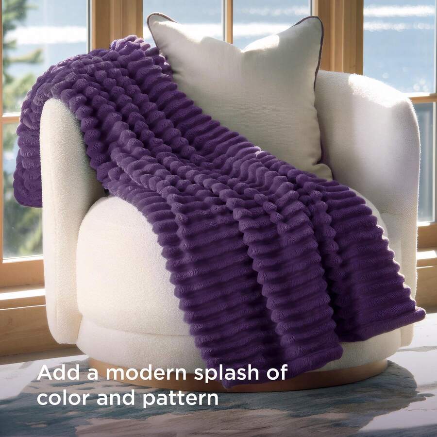 Bedsure Throw Blanket - Super Soft Cozy And Cute Small Blanket, High-Quality Polyester, King/Queen/Throw/Twin/Twin XL Blanket, Gift For Graduation/Back To School, College Dorm/Apartment Essentials, For Room Home Bedroom Decor, Dorm Decor, Fall Decor - 紫色 - 查看 1