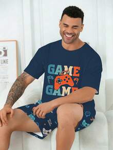 Set pigiama uomo taglia comoda | Maglietta a girocollo manica corta e pantaloncini casual vita elastica 2 pezzi | Tessuto in maglia di poliestere morbido e traspirante vestibilità ampia | Grafica casual con stampa console da gioco - Blu reale - Visualizzare 7