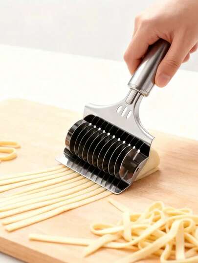 1pc 8.8inch Noodle Cutter,Stainless Steel Pasta Noodle Cutter,Handheld Dough Cutter, Noodle Pressing Machine, Pasta Spaghetti Maker Noodle Lattice Roller Handheld Dough Cutter For Kitchen Cooking(Random Color And Style)