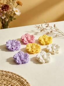 1pc 36g Camellia & Chamomile Flower Scented Soy Wax Candle, Handmade With Natural Soy Wax And Cotton Wick For Stable Burn, Approx 3 Hours Burn Time, Designed As Elegant Gift For Mother's Day, Romantic Dinner, Anniversary, Birthday Party, New Year Home Decor With Fresh Floral Aroma - Flower Candles - View 1