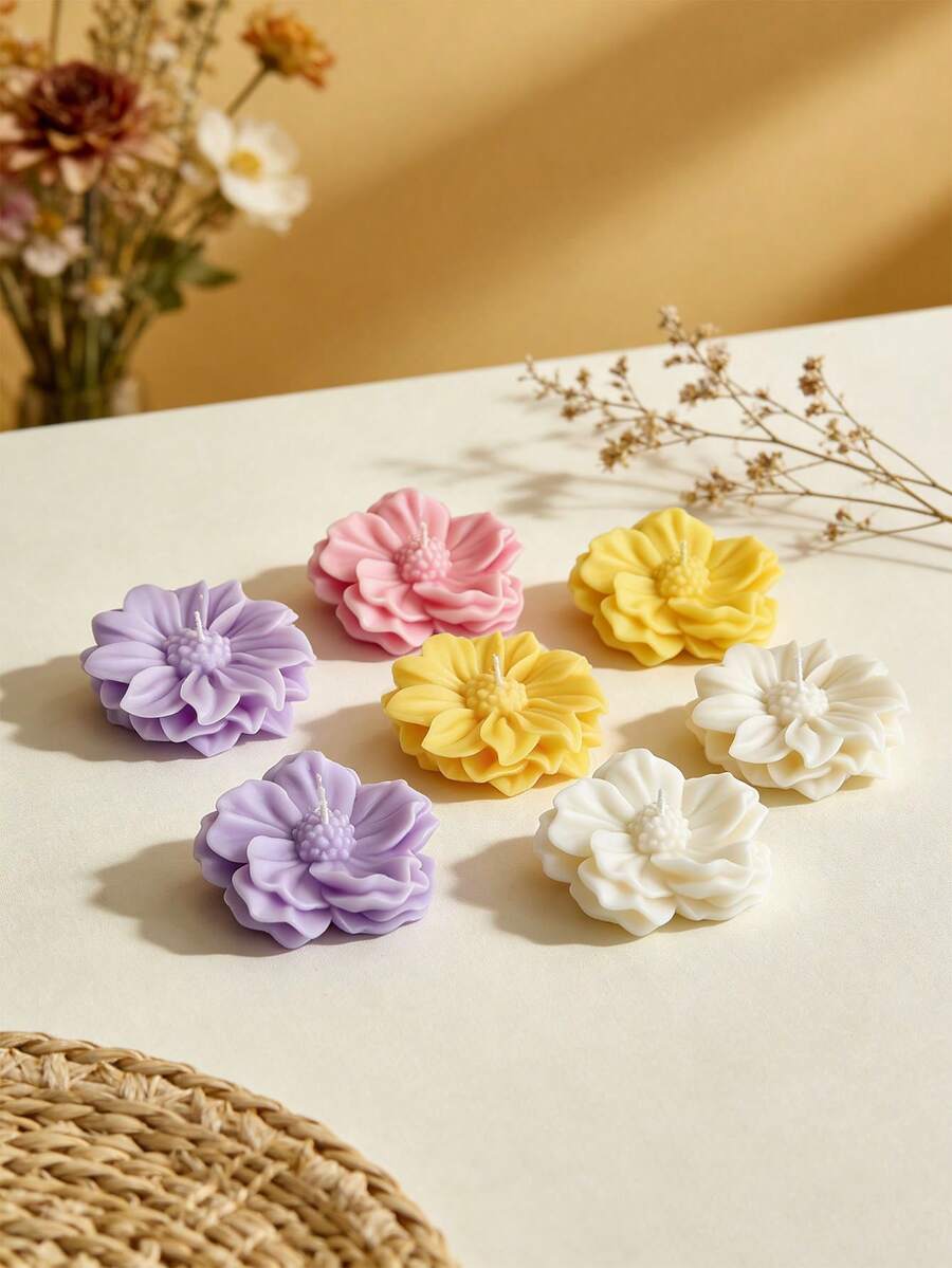 1pc 36g Camellia & Chamomile Flower Scented Soy Wax Candle, Handmade With Natural Soy Wax And Cotton Wick For Stable Burn, Approx 3 Hours Burn Time, Designed As Elegant Gift For Mother's Day, Romantic Dinner, Anniversary, Birthday Party, New Year Home Decor With Fresh Floral Aroma - Flower Candles - View 1