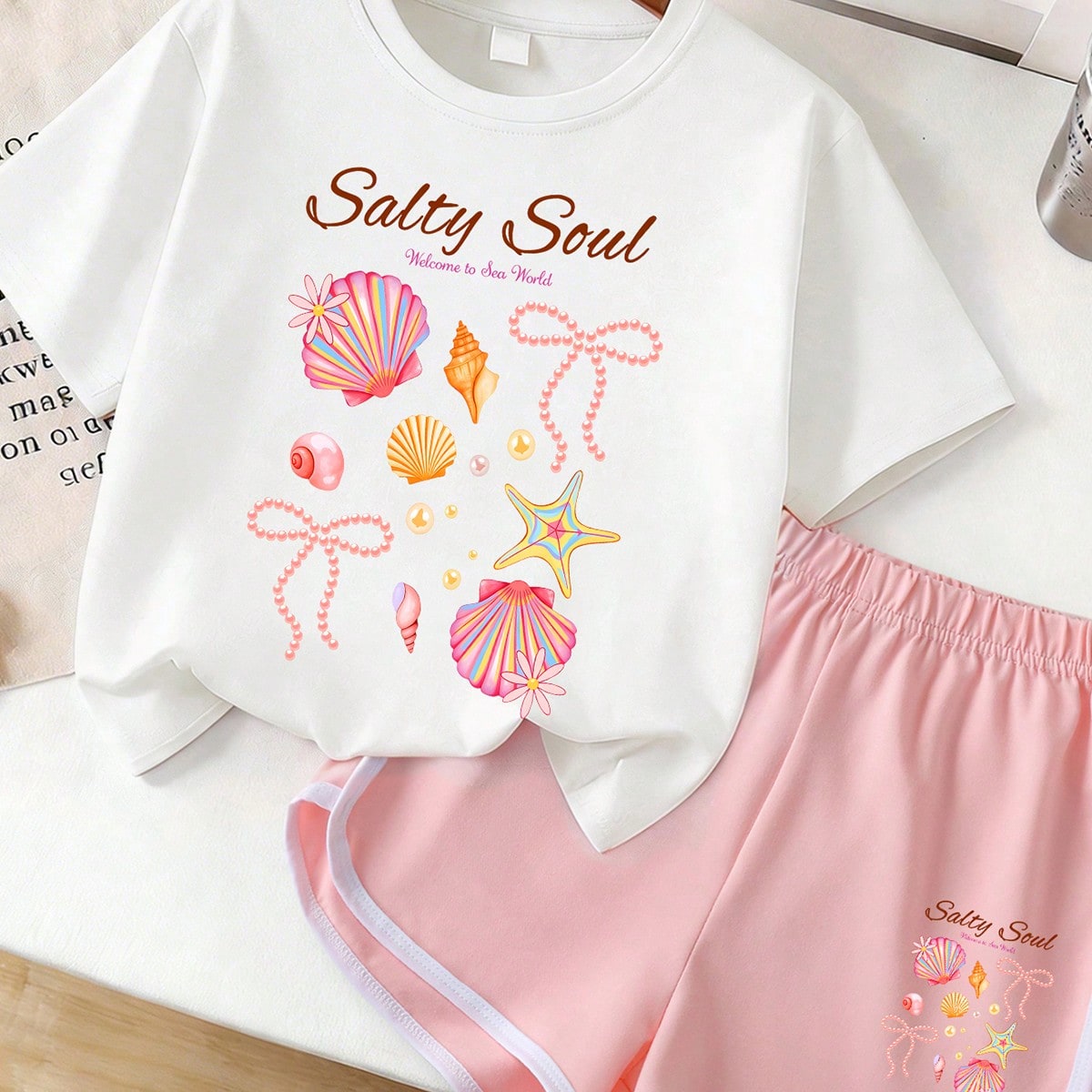 Set de 2 piezas: Camiseta de cuello redondo + Pantalones cortos con estampado de conchas y estrellas de mar, estilo playero, dulce y lindo para adoles