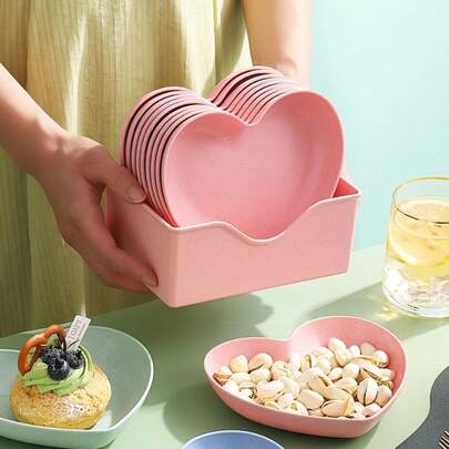 5/10pcs, Plastic Heart-Shaped Plates, Fruit Plates, Dessert Plates, Cake Plates, Snack Plates, Pickle Plates, Kitchen Supplies