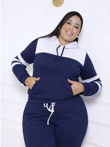 Conjunto  Feminino Bicolor de malha crepe  com Capuz e bolso frontal – Look Confortável e Estiloso - Azul Marinho - Visão 4